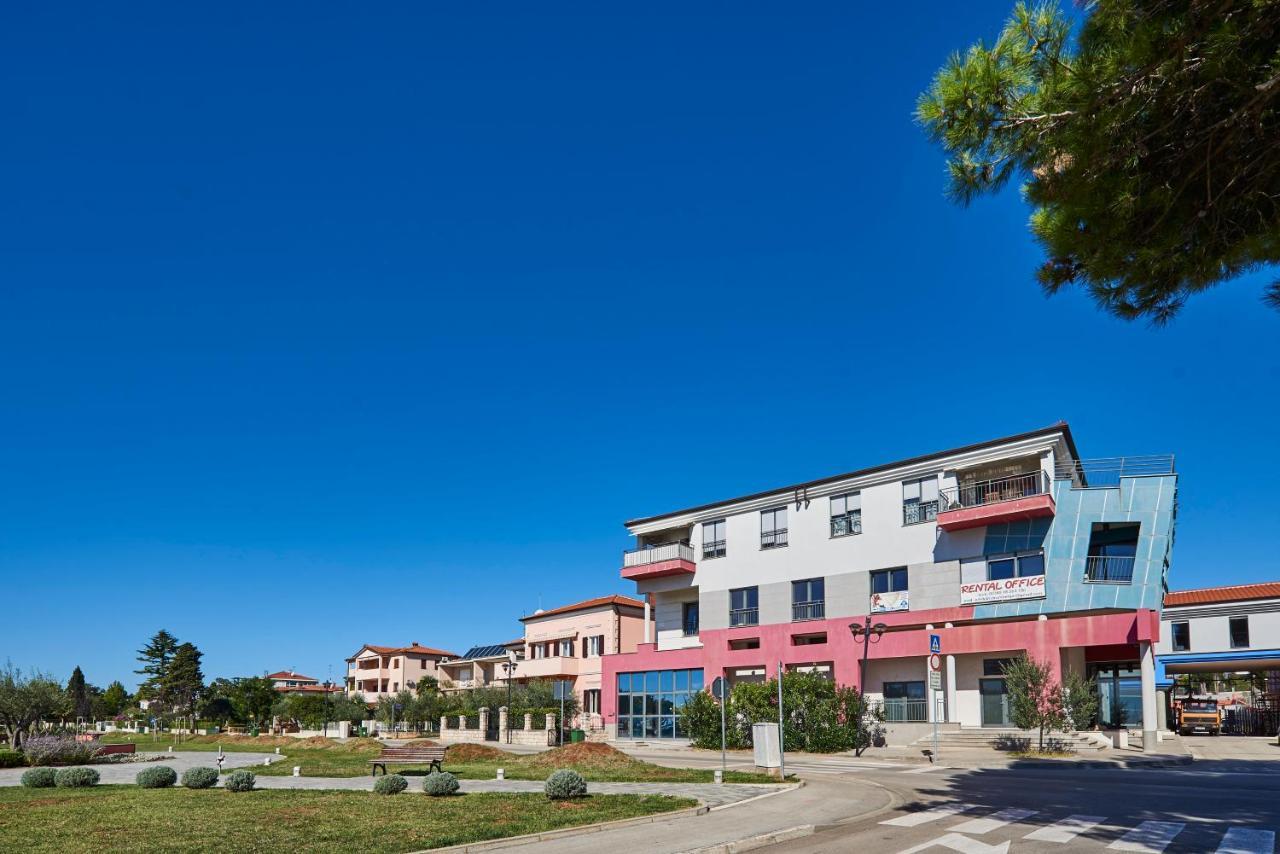 אומאג Seaview Studio מראה חיצוני תמונה